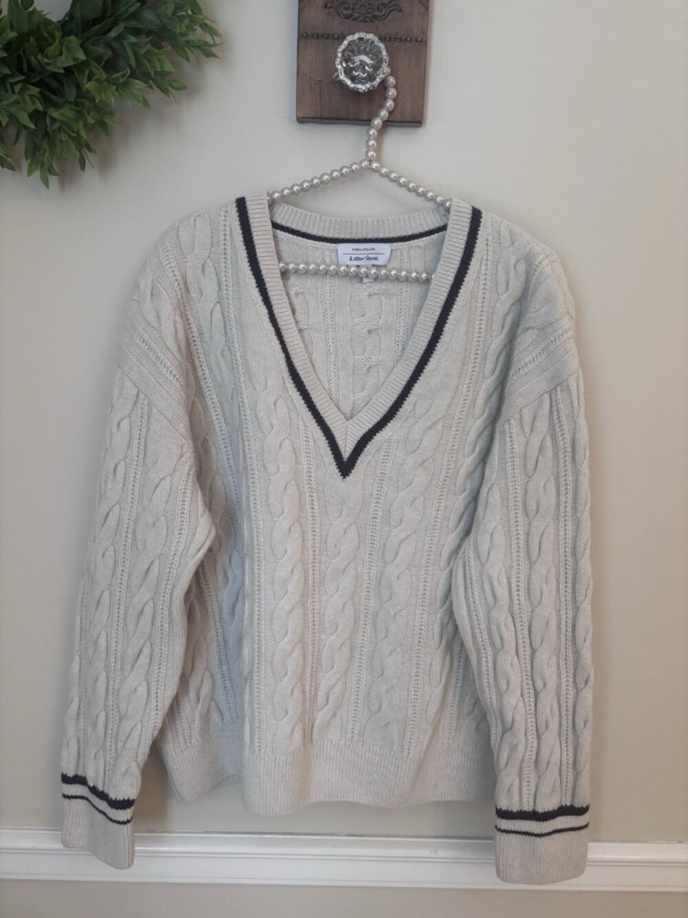 Paris Atelier & Other Stories Cable Knit V Neck Sweater Cream Blue Trim Size M